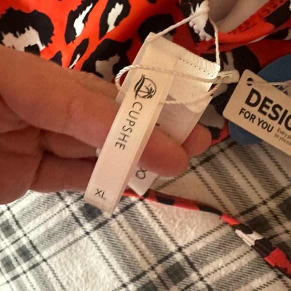 CUPSHE Women's Red V Neck Leopard Print Cut Out Back One Piece Swimsuit NWT XL - Picture 11 of 14